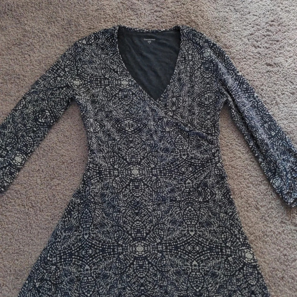 Garnet Hill Brianna Surplice Knit Dress blue and white pattern size small - Picture 2 of 11